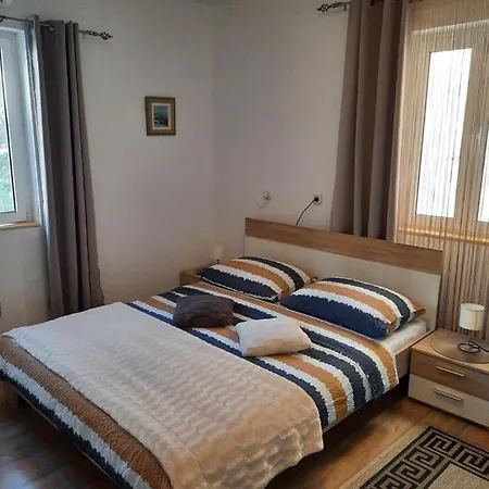 Studio Katalpa Apartment *